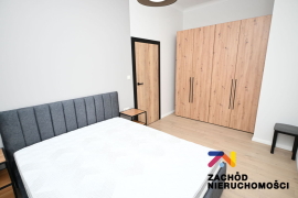 Atrakcyjny apartament z tarasem w centrum